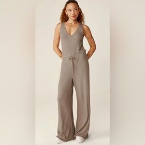 Beyond Yoga Jetsetter Ribbed V-Neck Jumpsuit Birch Color